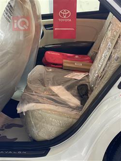 تويوتا أفالون